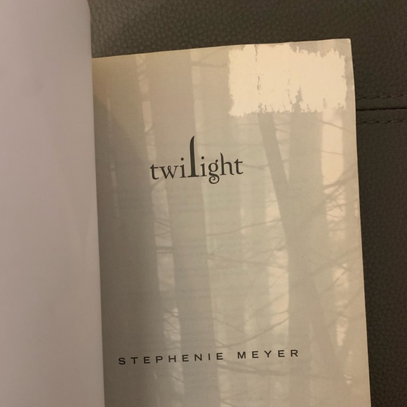 Twilight Saga | Stephenie Meyer - Picture 8 of 9